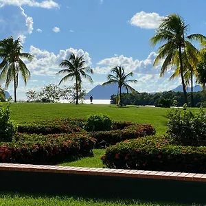 Vue Rdc Dans Village , Sainte-Luce Martinique